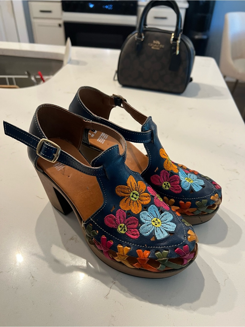 MEXICANA Navy Leather Floral Embroidered Platform Sandals
